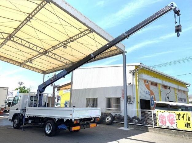
								Mitsubishi Canter 2006 full									