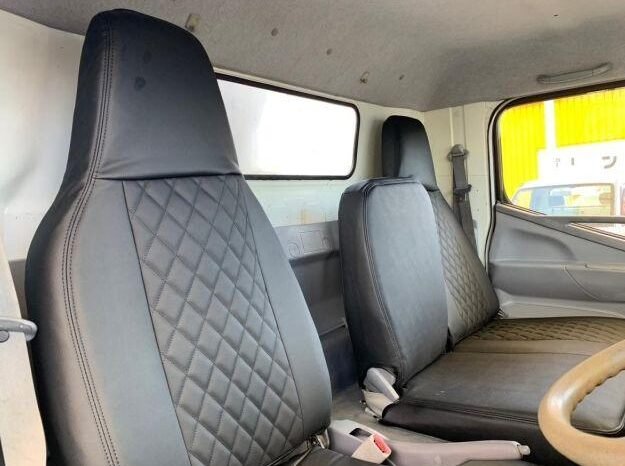 
								Mitsubishi Canter 2006 full									