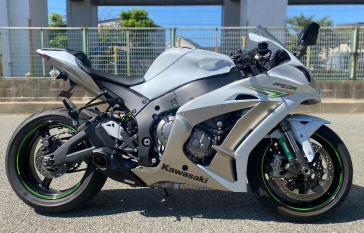 
								Kawasaki Ninja Zx-10r 2018 full									