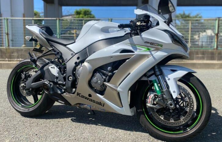 
								Kawasaki Ninja Zx-10r 2018 full									