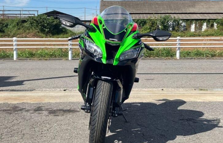 
								Kawasaki Ninja Zx-10r 2020 full									