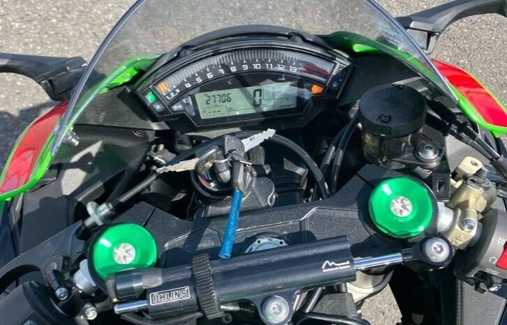 
								Kawasaki Ninja Zx-10r 2020 full									