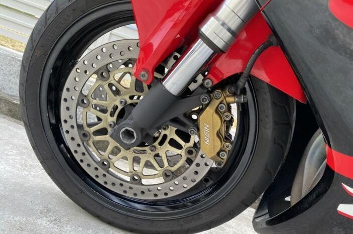 
								Honda Cbr954rr Fireblade 2002 full									