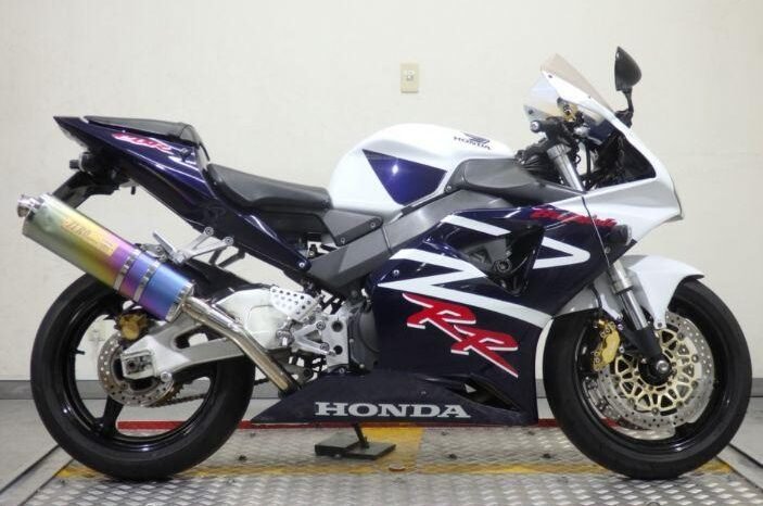 
								Honda Cbr954rr Fireblade 2002 full									