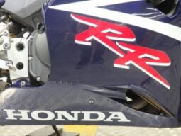 
										Honda Cbr954rr Fireblade 2002 full									