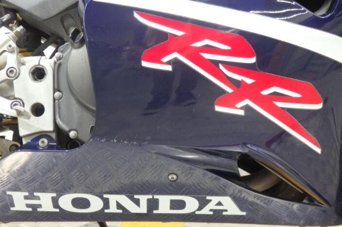 
								Honda Cbr954rr Fireblade 2002 full									