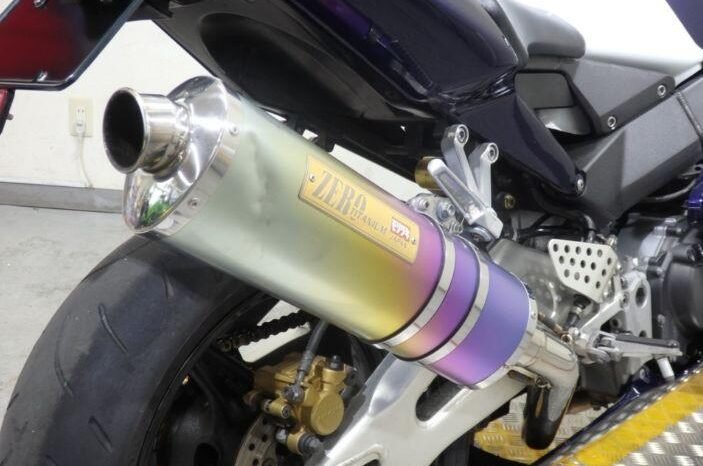 
								Honda Cbr954rr Fireblade 2002 full									