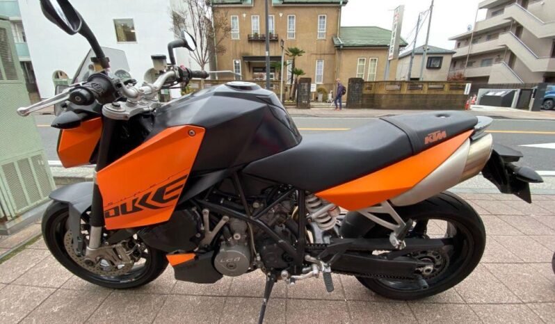 
								KTM Ktm990 2011 full									