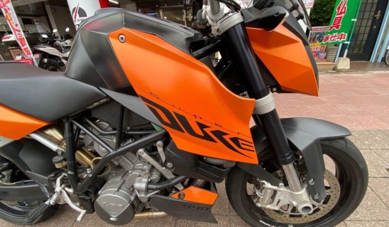 
								KTM Ktm990 2011 full									