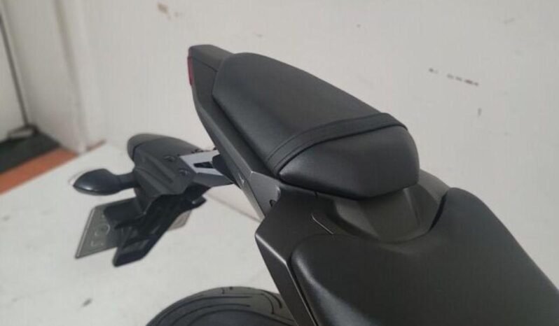 
								Yamaha Mt-07 ABS 2016 full									