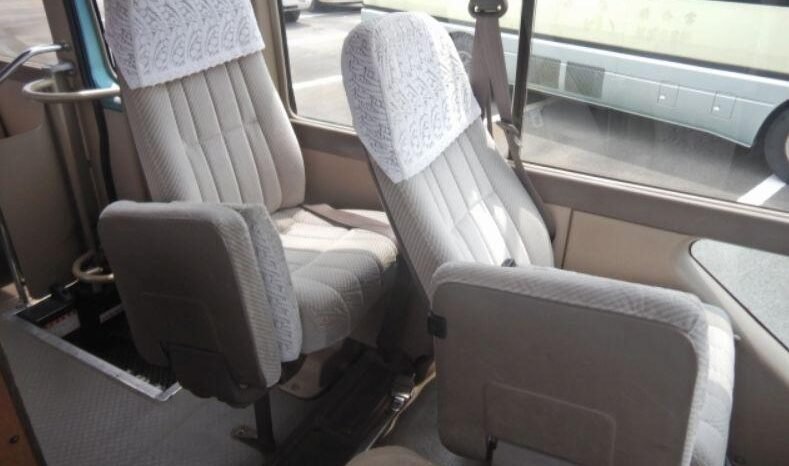 
								Toyota Coaster 2001 full									
