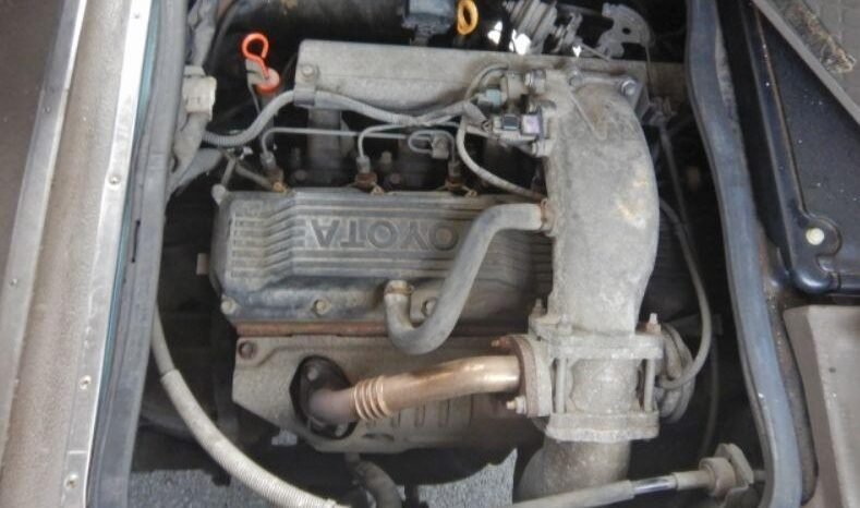 
								Toyota Coaster 2001 full									