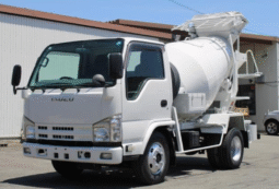 Isuzu ELF 2013