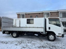Isuzu ELF 2011