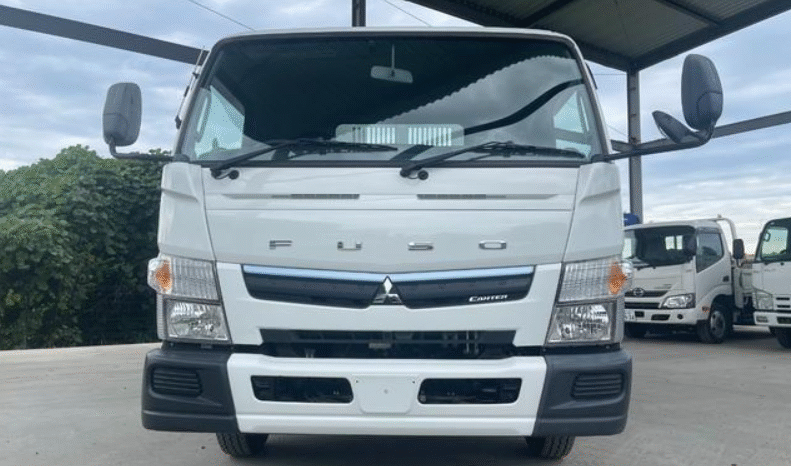 
								Mitsubishi Canter 2018 full									