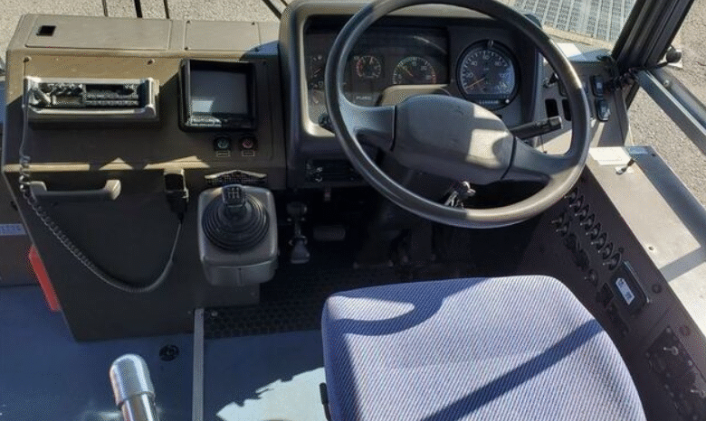 
								Mitsubishi Fuso Aero Star 2003 full									