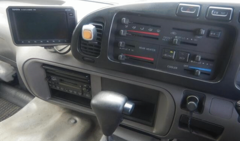 
								Toyota Coaster 2004 full									
