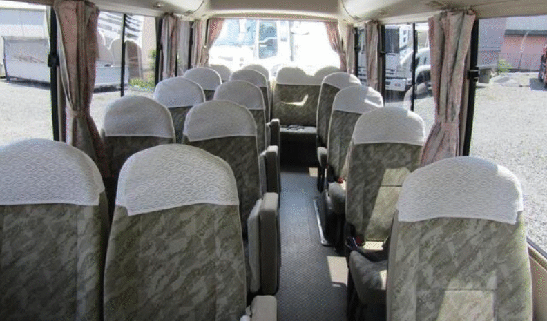 
								Mitsubishi Rosa 2004 full									