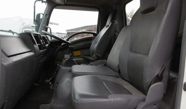 
								Isuzu Forward 2011 full									