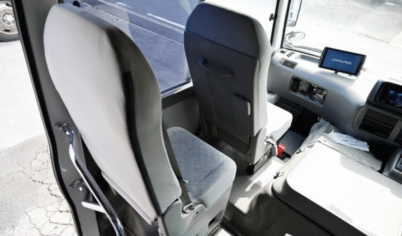 
								Toyota Coaster 2016 full									