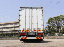 
										MITSUBISHI Fuso Truck full									