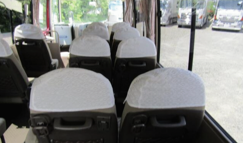 
								Mitsubishi Rosa 2004 full									