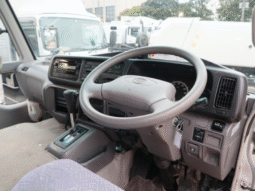 
										Toyota Coaster 2013 full									