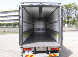 
										MITSUBISHI Fuso Truck full									