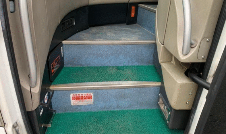 
								Mitsubishi Fuso Aero Queen 2008 full									