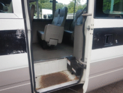 
										Toyota Coaster 2004 full									