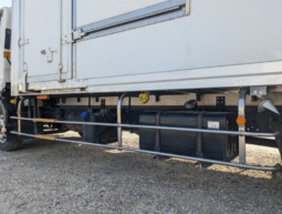 
										ISUZU  Forward full									