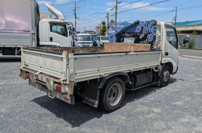 
								Hino Dutro 2005 full									