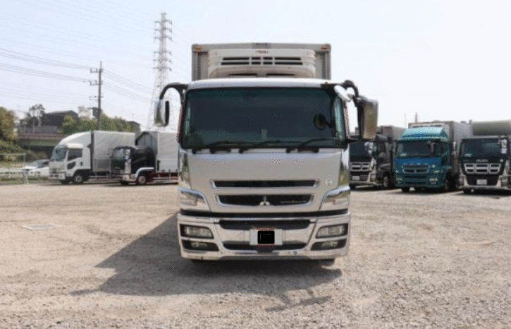 
								MITSUBISHI Fuso Truck full									