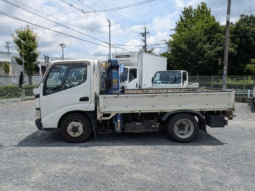Hino Dutro 2005