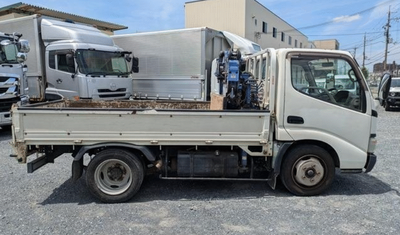 
								Hino Dutro 2005 full									