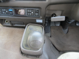 
										Mitsubishi Rosa 2004 full									