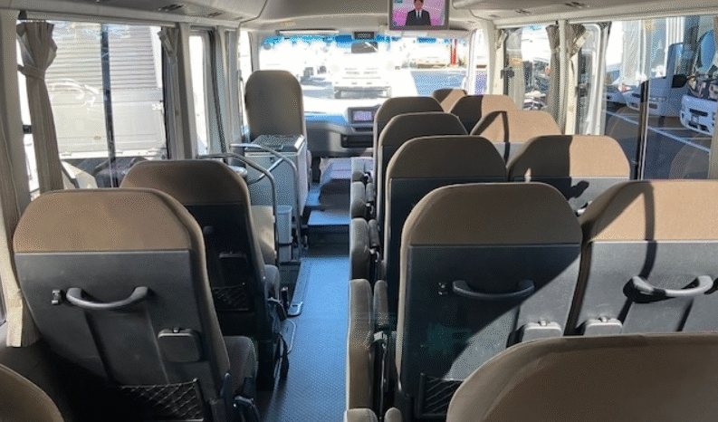 
								Toyota Coaster 2017 full									
