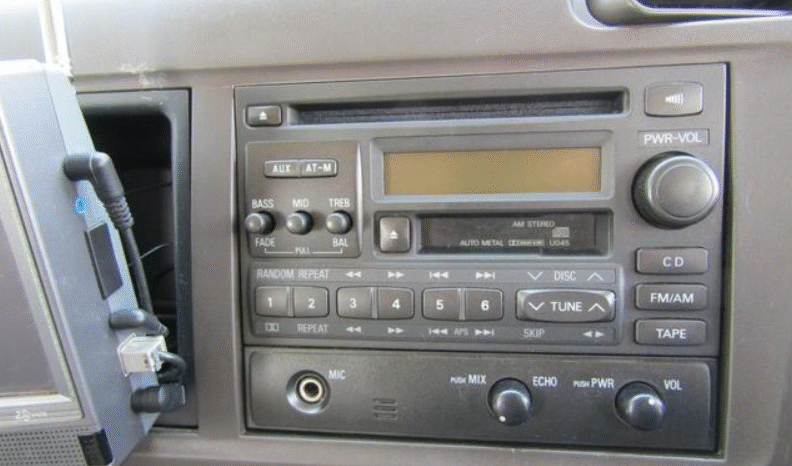 
								Mitsubishi Rosa 2004 full									