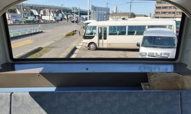 
								Mitsubishi Fuso Aero Star 2003 full									