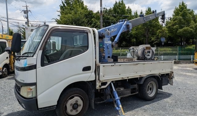 
								Hino Dutro 2005 full									