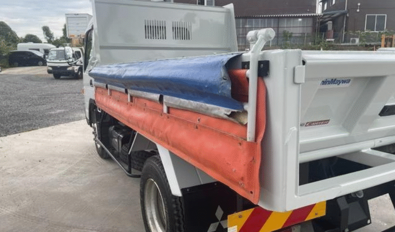 
								Mitsubishi Canter 2018 full									
