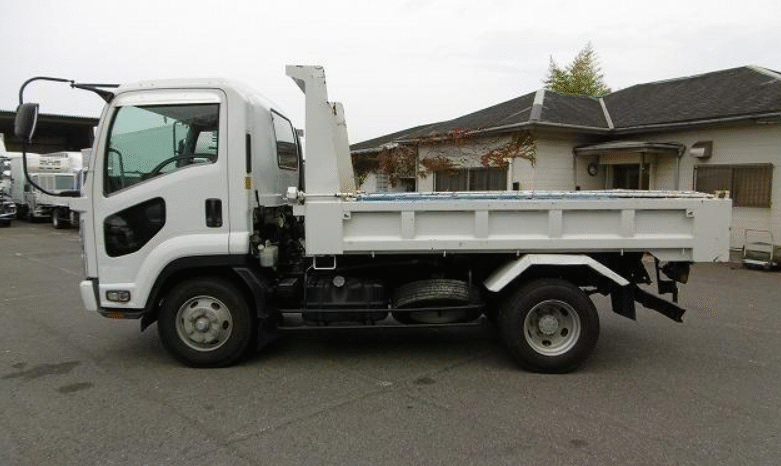 
								Isuzu Forward 2011 full									