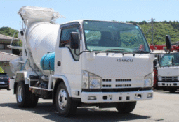 Isuzu ELF 2013