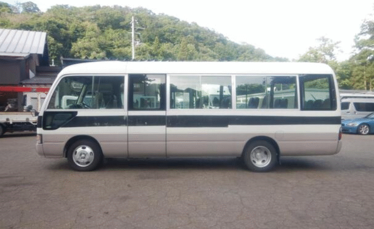 
								Toyota Coaster 2004 full									