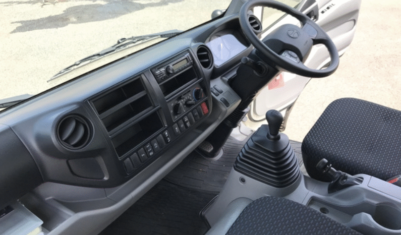 
								Hino Dutro 2023 full									