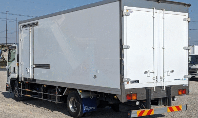 
								ISUZU  Forward full									