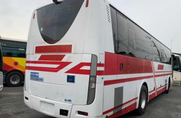 
								Mitsubishi Fuso Aero Queen 2008 full									