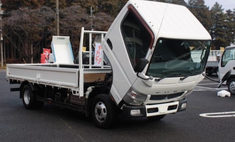 
								Mitsubishi Canter 2012 full									