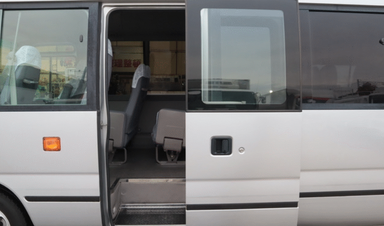 
								Toyota Coaster 2013 full									