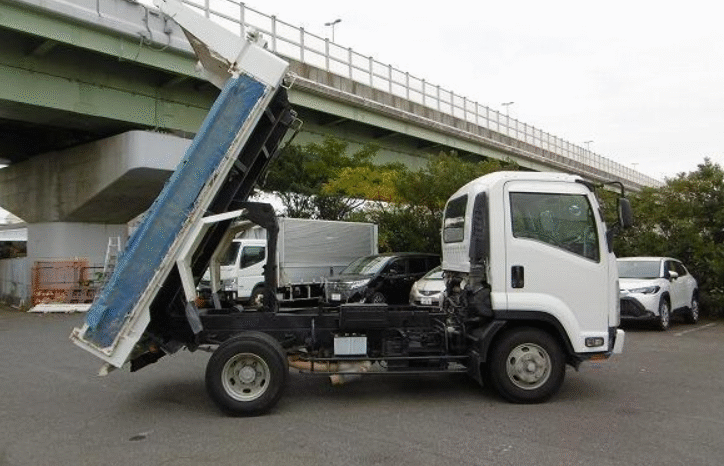 
								Isuzu Forward 2011 full									